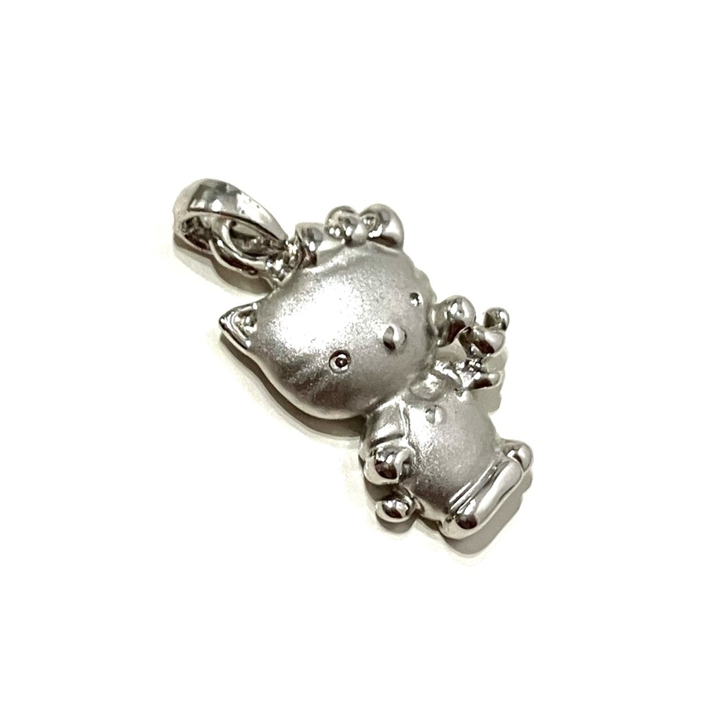 Silver Tone Hello Kitty Pendant - Picture 3 of 6